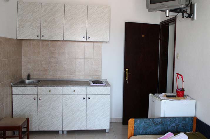 apartman budva cena smestaj